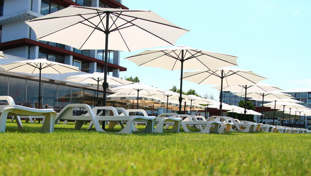Hotel Hungaria Siófok Exteriör bild